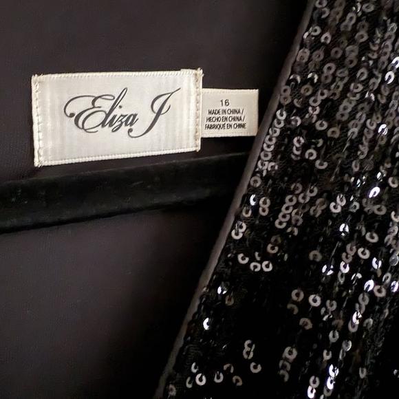 Eliza J Sequined Wrap Gown - Picture 9 of 10